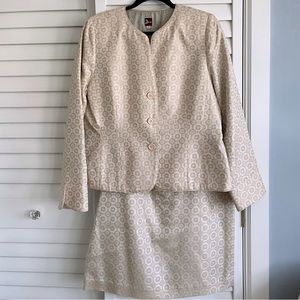 Womens 2 Piece Suit (Collarless Blazer & Pencil skirt)